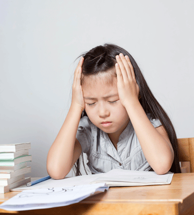 Chiropractor Treats Headache for Children
